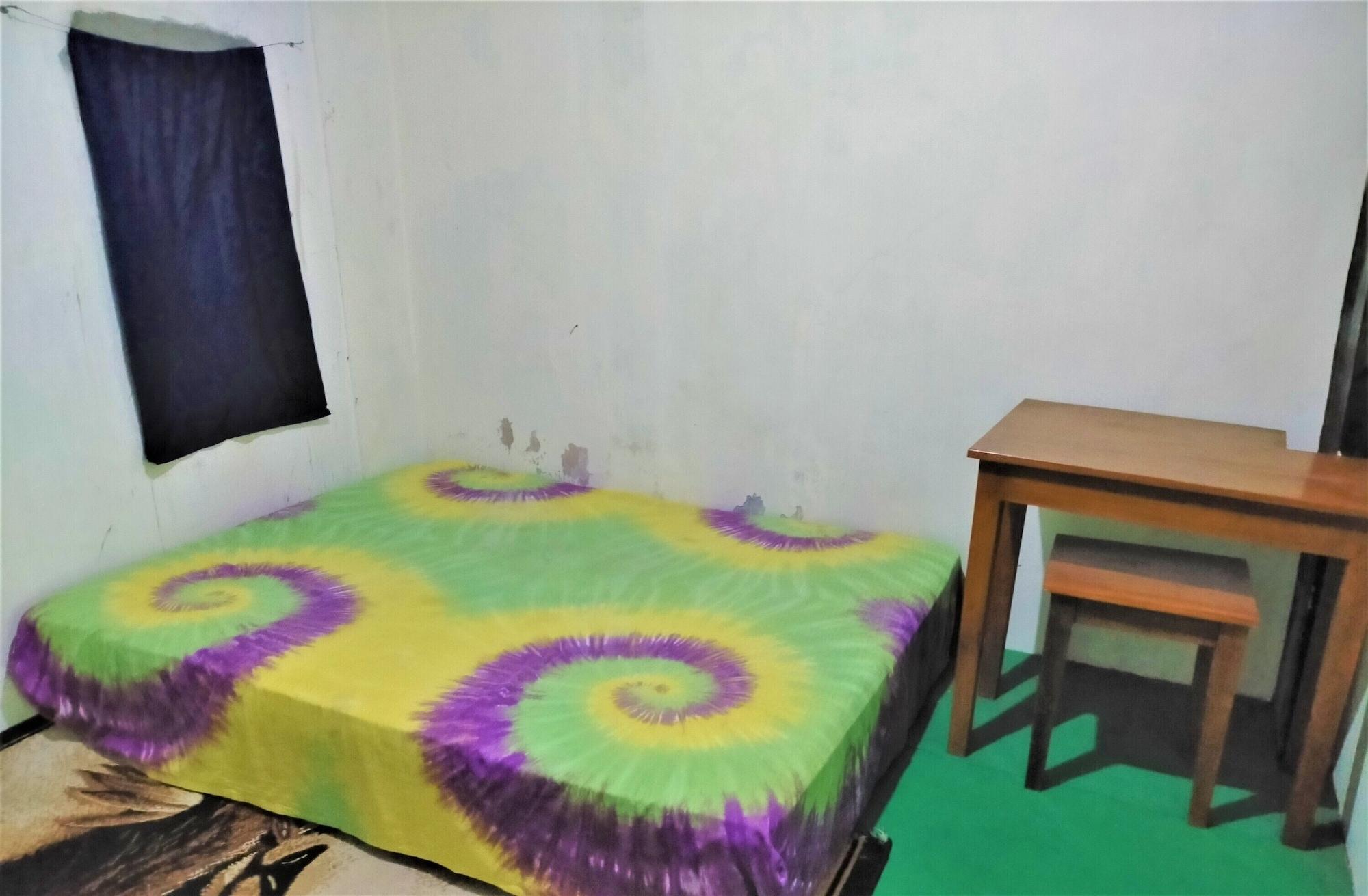 Gandrung City Hostel Banyuwangi  Ngoại thất bức ảnh