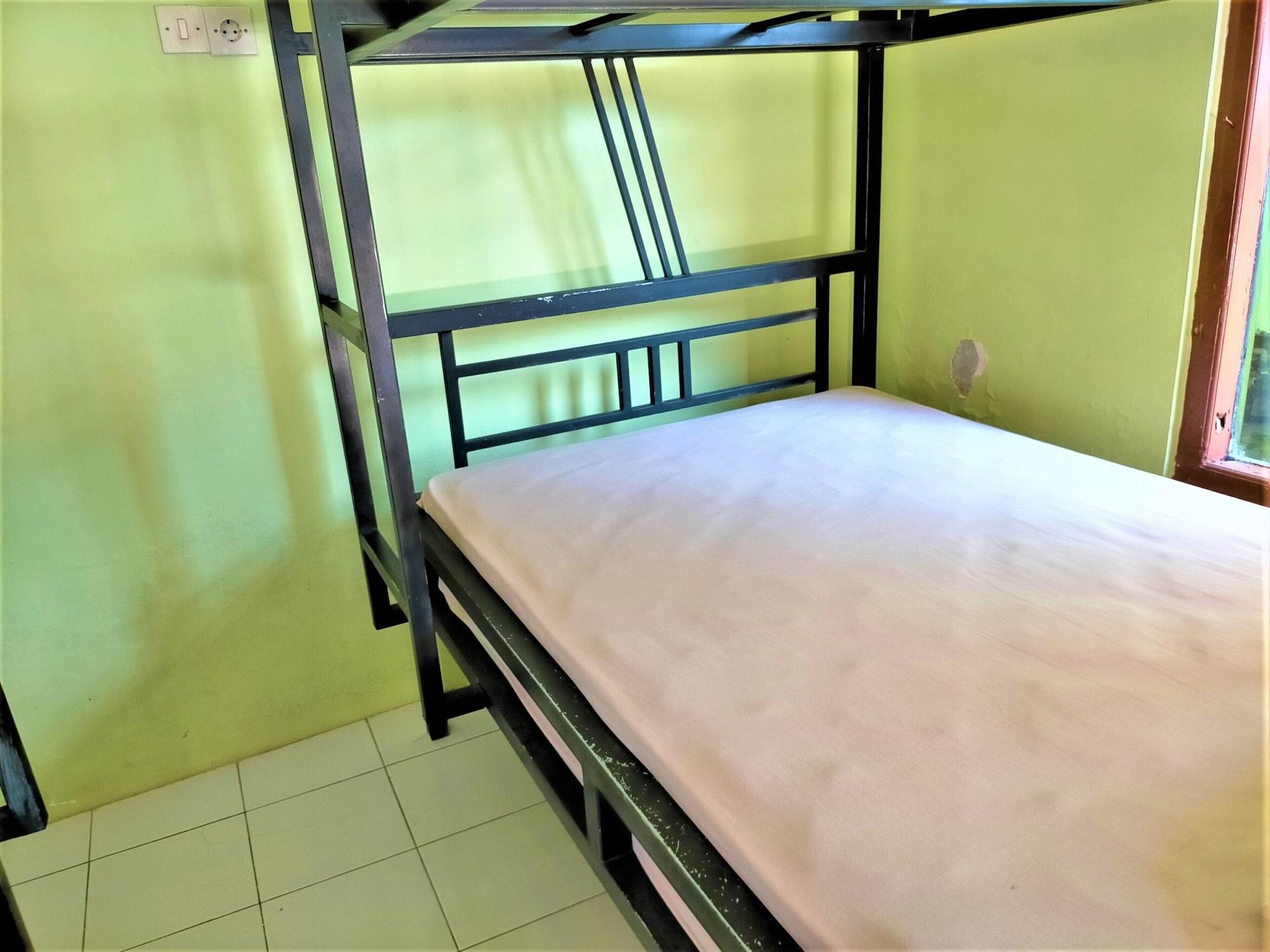 Gandrung City Hostel Banyuwangi  Ngoại thất bức ảnh