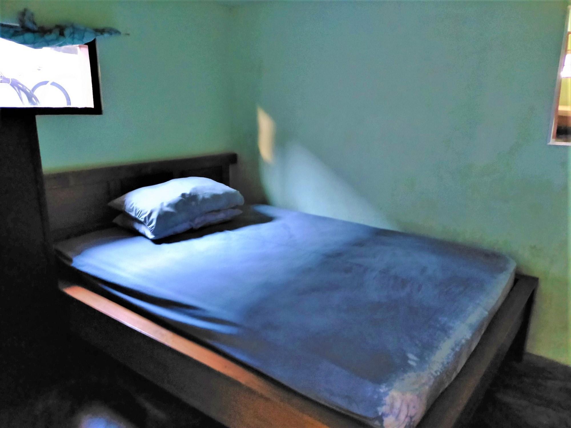 Gandrung City Hostel Banyuwangi  Ngoại thất bức ảnh